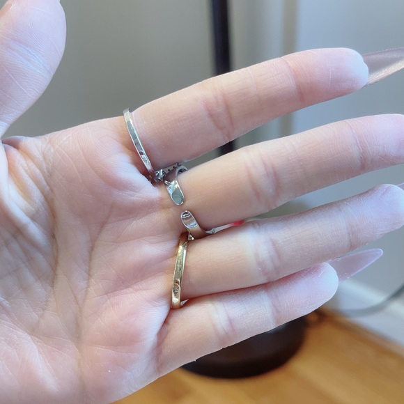 ring - Picture 2 of 2